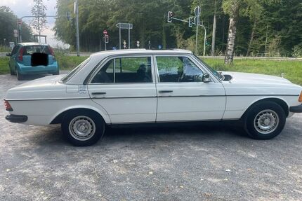 Mercedes 200