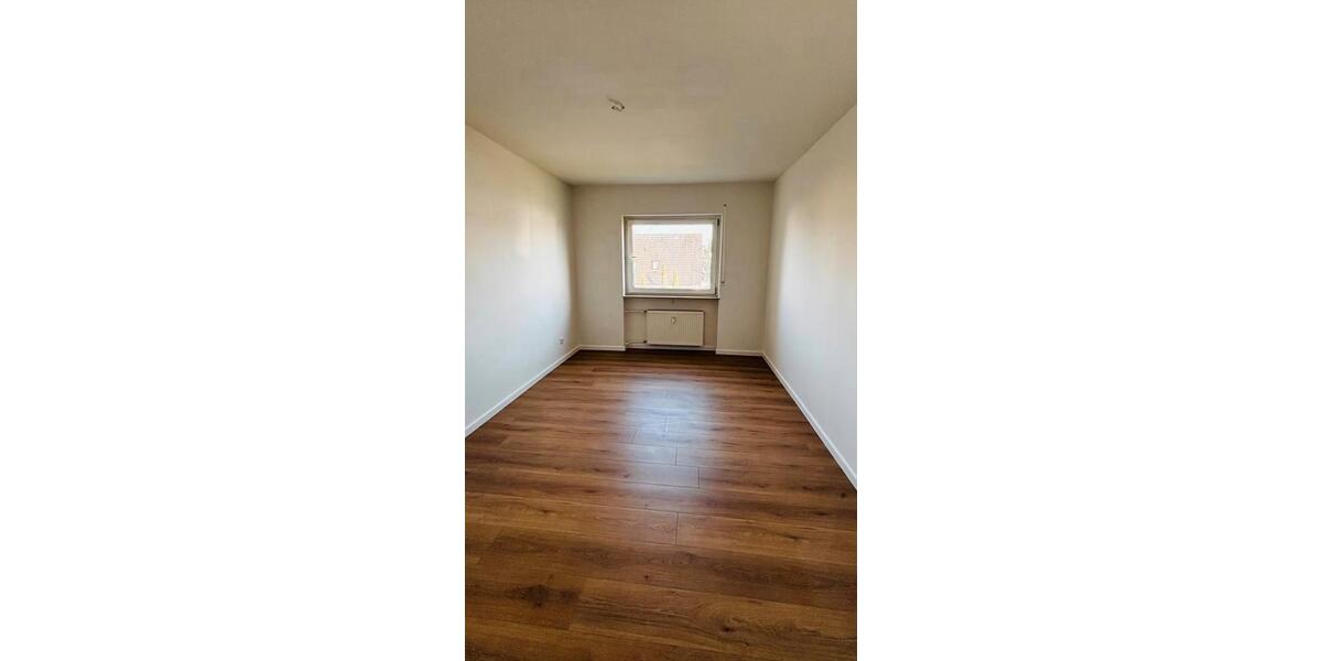 Etagenwohnung Groß-Gerau Gerau - 3 Zimmer, 93 m&sup2;, 1.190&euro; | Angebot:26362142