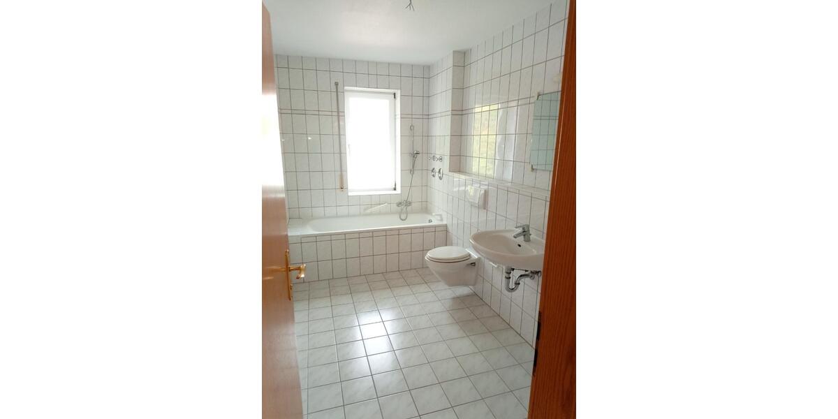 Hochparterre Kamenz - 2 Zimmer, 72 m&sup2;, 149.000&euro; | Angebot:25022556
