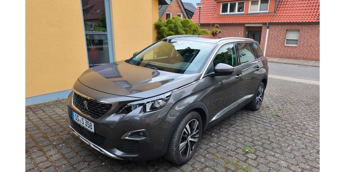 Peugeot 5008 128.000 km 15.200 &euro; Osnabrück 49086