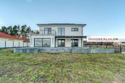 Haus Trebbin - 6 Zimmer, 221 m&sup2;, 785.000&euro; | Angebot:25453889