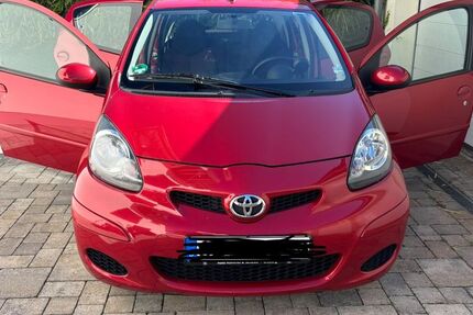 Toyota Aygo (X) 66.100 km 5.900 &euro; Neu Isenburg 63262