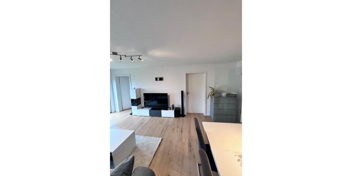 Erdgeschoßwohnung Reutlingen Reutlingen-Betzingen - 4.5 Zimmer, 106 m&sup2;, 1.750&euro; | Angebot:25257741