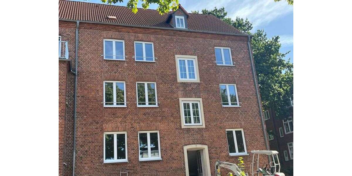 Etagenwohnung Schwerin Neumühle - 3 Zimmer, 95 m&sup2;, 1.213&euro; | Angebot:27334905
