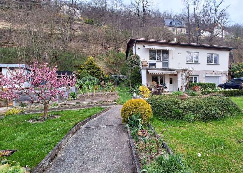 Haus zum Kaufen in Rudolstadt 210.000 € 120 m²