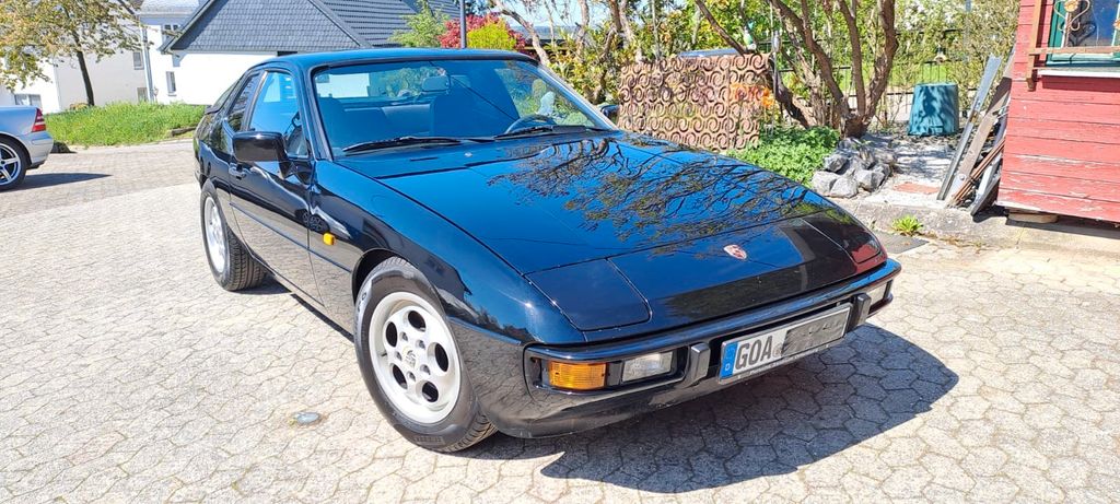 Porsche 924 136.143 km 13.550 &euro; Altweidelbach 55469