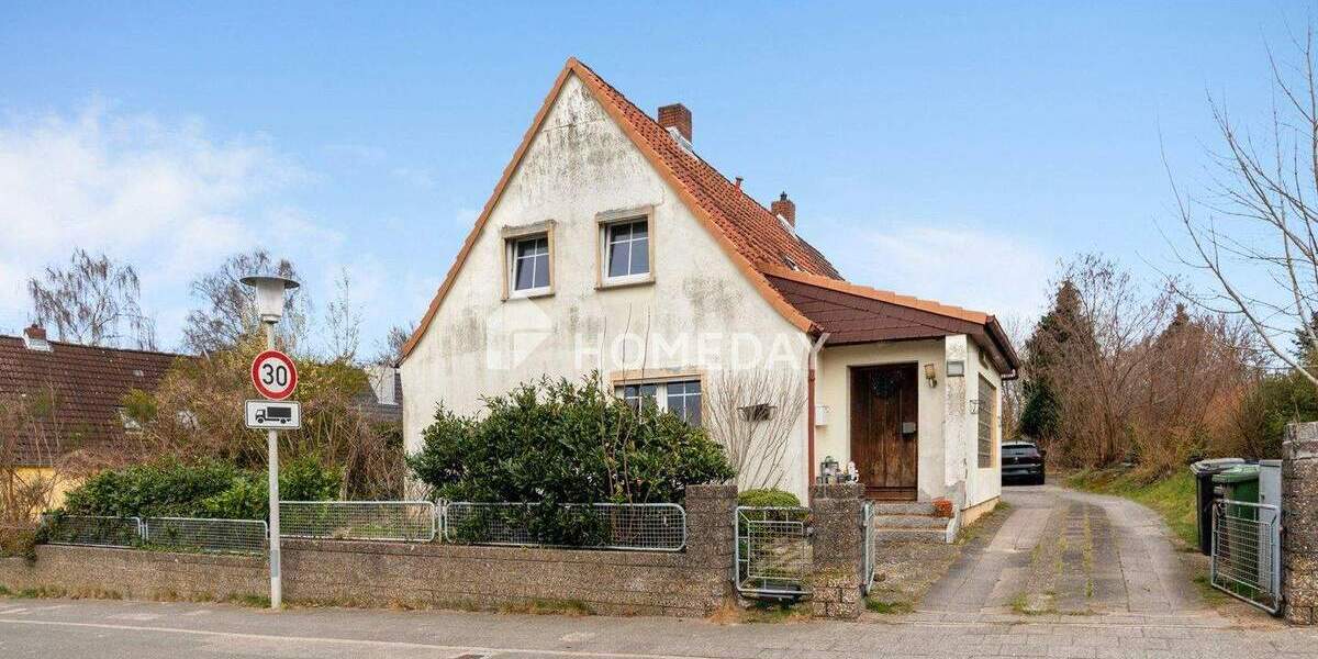 Einfamilienhaus Preetz - 9 Zimmer, 150 m&sup2;, 199.500&euro; | Angebot:25864026