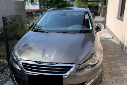 Peugeot 308 116.000 km 8.499 &euro; Hennigsdorf 16761