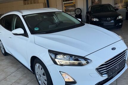 Ford Focus 132.000 km 11.699 &euro; Rositz 04617