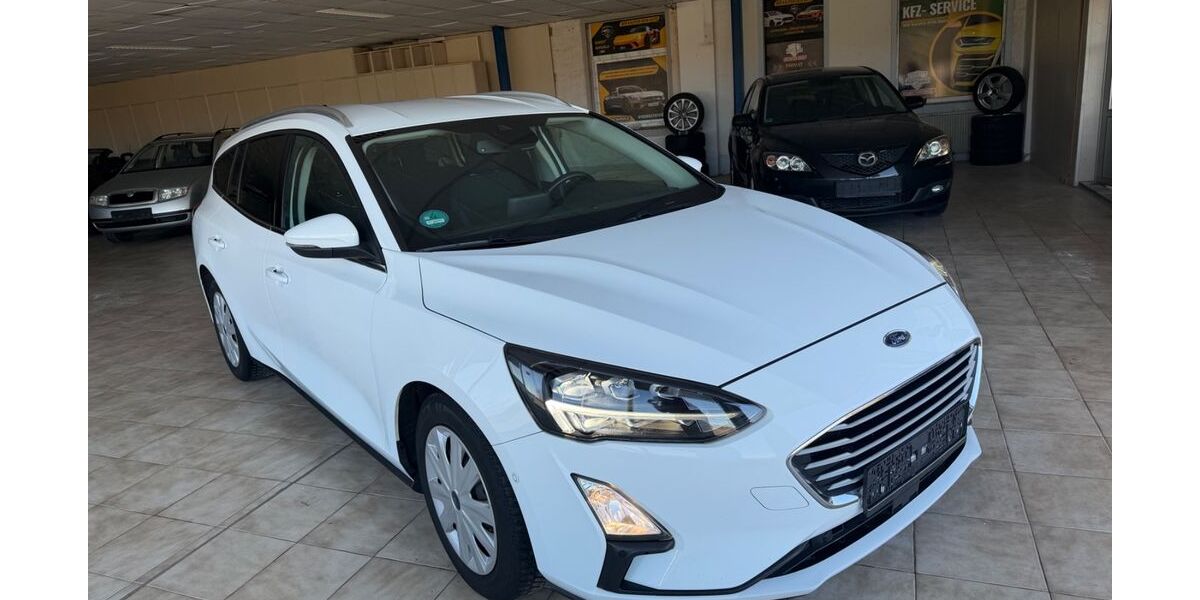 Ford Focus 132.000 km 11.699 &euro; Rositz 04617