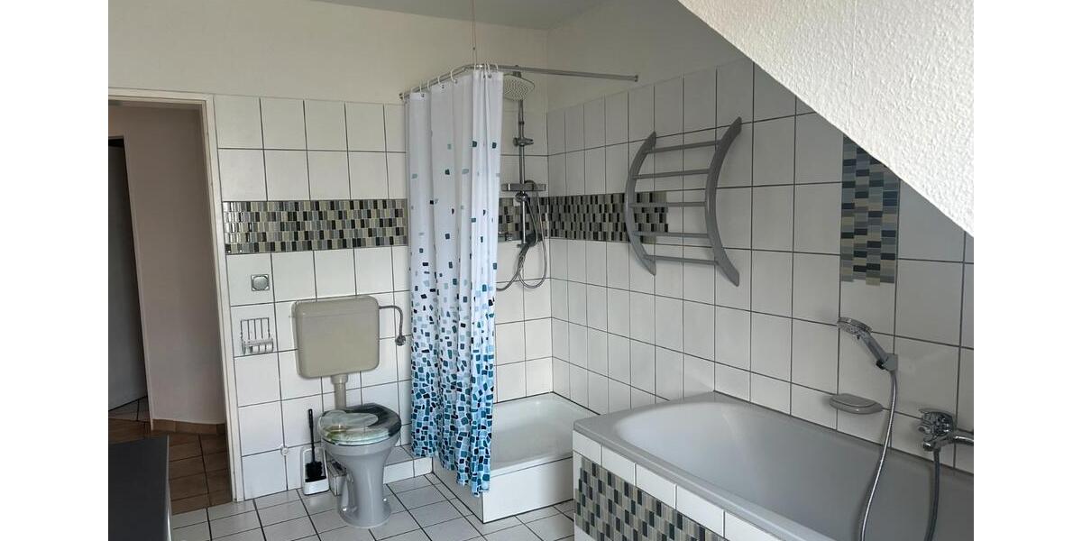 Dachgeschoßwohnung Stolberg (Rheinland) - 4 Zimmer, 116 m&sup2;, 285.000&euro; | Angebot:26351307
