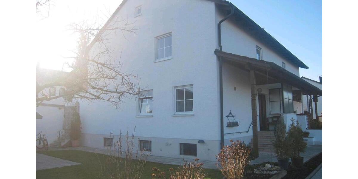 Doppelhaushälfte mit Garten 4 zimmer