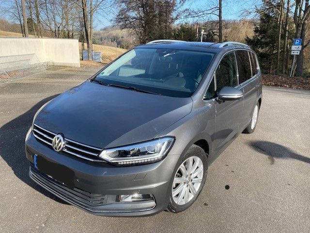 VW Touran 127.500 km 16.900 &euro; Mulda 09619