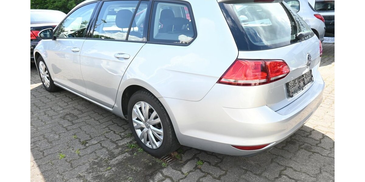 VW Golf Variant 1.6 BlueTDI Serviceheft 1.Hand 104.000 km 8.950 &euro; Seevetal - Hittfeld 21218