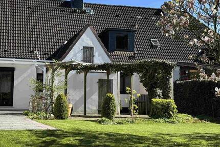 Haus Neustadt in Holstein Neustadt - 5 Zimmer, 135 m&sup2;, 386.000&euro; | Angebot:26309962