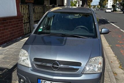 Opel Meriva 180.000 km 2.000 &euro; Mühlheim am Main 63165