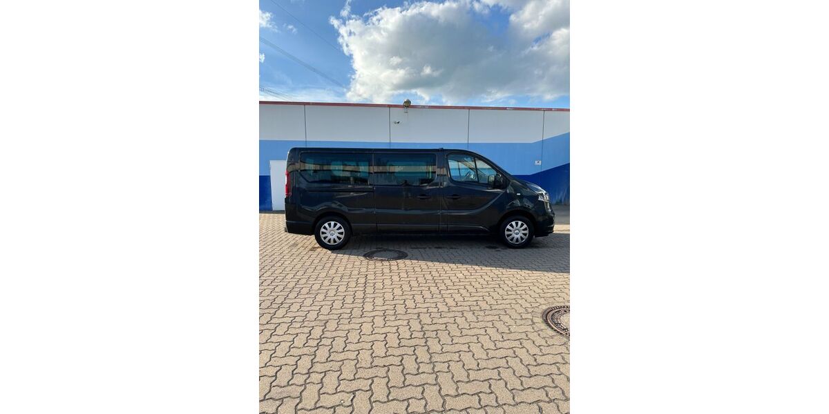 Opel Vivaro 169.000 km 16.700 &euro; Bad Münder 31848