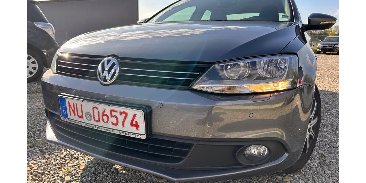 VW Jetta 162.000 km 3.399 &euro; Buch 89290