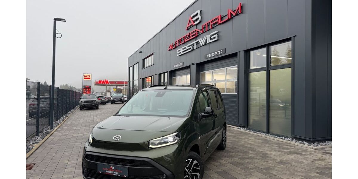 Toyota Proace (Verso) 31.000 km 28.995 &euro; Bestwig-Nuttlar 59909