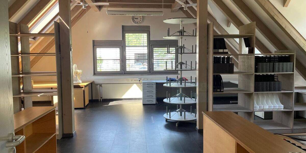 Gewerbeobjekt Reutlingen Jettenburg - 1 Zimmer, 645 m&sup2;, 5.800&euro; | Angebot:25536740