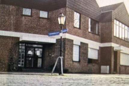 Haus Neukirchen-Vluyn Vluyn - 4 Zimmer, 180 m&sup2;, 1.950&euro; | Angebot:25877302