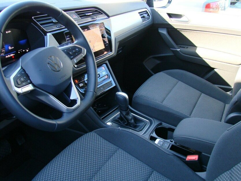 Touran 1.5TSI Comfortline 7-Sitzer ACC Standheizun