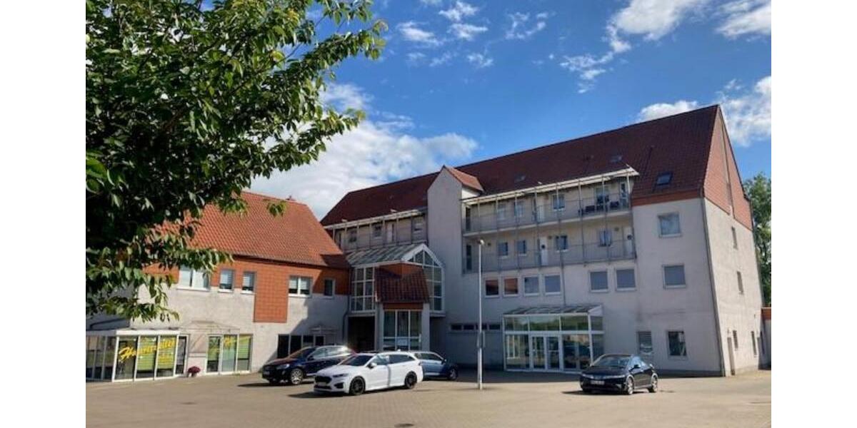 Gewerbeeinheit Gewerbefläche mit Parkplätzen in SFT zu vermieten! zimmer