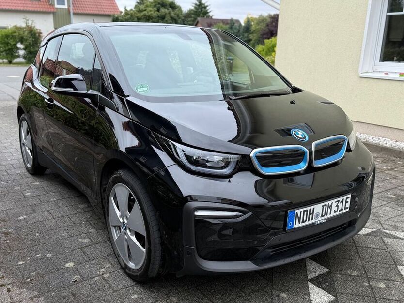 i3