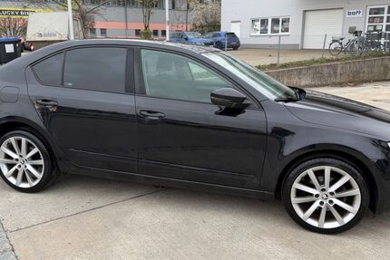Skoda Octavia 189.000 km 3.900 &euro; Rosenheim 83026