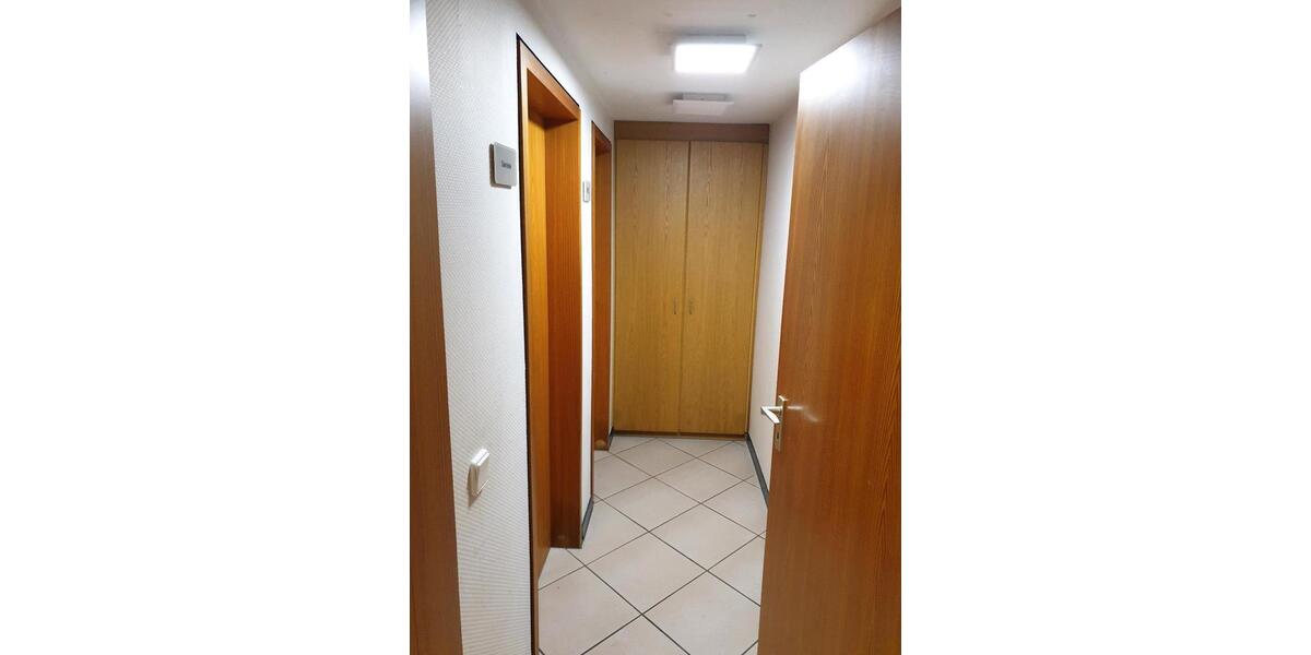 Erdgeschoßwohnung Calw - 3 Zimmer, 260 m&sup2;, 550.000&euro; | Angebot:27226349
