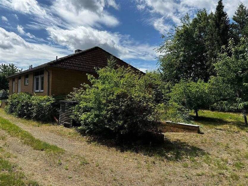 ***PROVISIONSFREI***TOLLES BAUGRUNDSTÜCK FÜR 1 DOPPELHAUS ODER 2 EINFAMILIENHÄUSER IN HOLLENSTEDT***