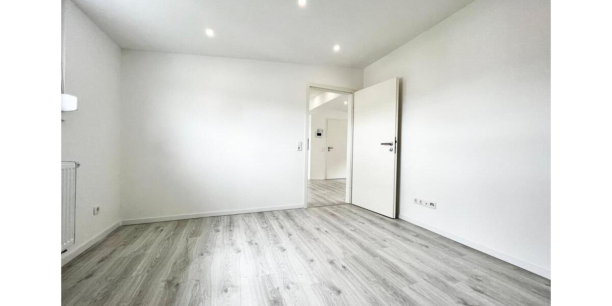 Dreifamilienhaus mit sonnigem Garten 8 zimmer