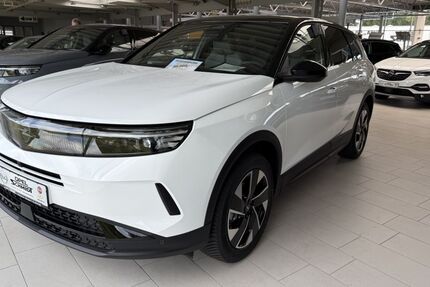 Opel Grandland (X) 13.079 km 32.990 &euro; Wilhelmshaven 26389