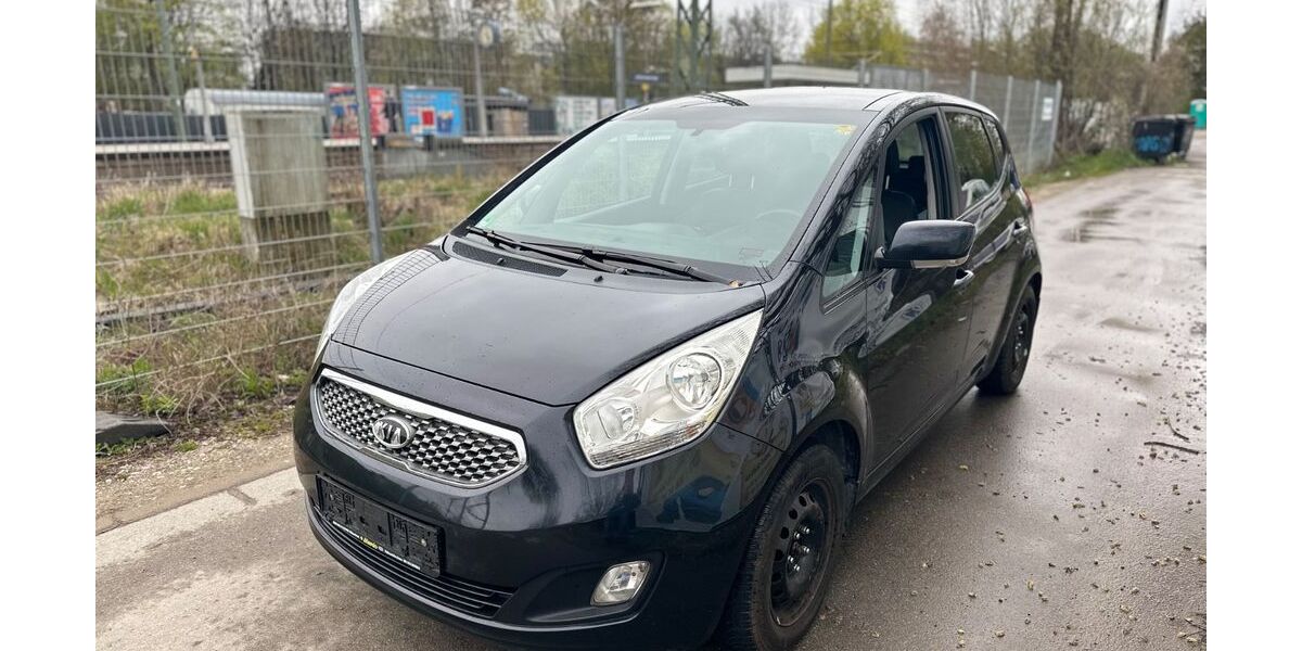 Kia Venga 113.467 km 2.790 &euro; München 81929