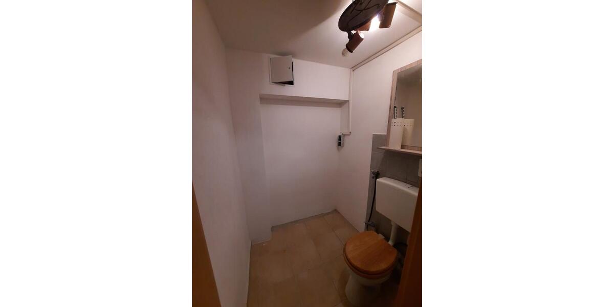 Etagenwohnung Durach - 3 Zimmer, 95 m&sup2;, 1.300&euro; | Angebot:26321397