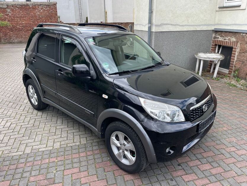 Daihatsu Terios 144.000 km 11.111 € Dresden 01139