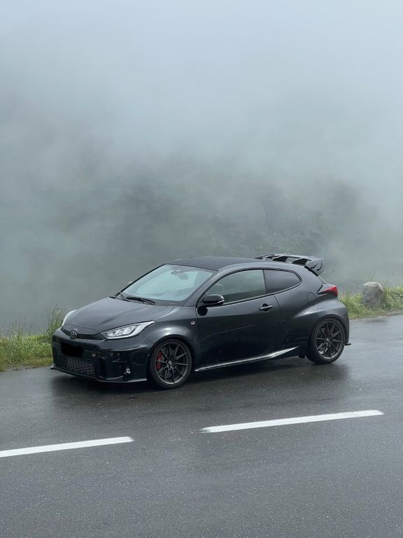 Yaris
