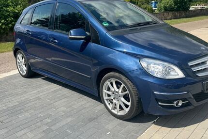 Mercedes-Benz B 170 175.000 km 3.200 &euro; Drebber 49457