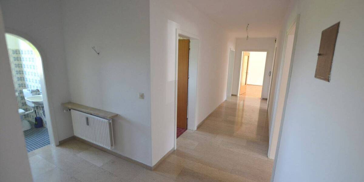 Etagenwohnung Oberpframmern - 4 Zimmer, 125 m&sup2;, 1.550&euro; | Angebot:26874886