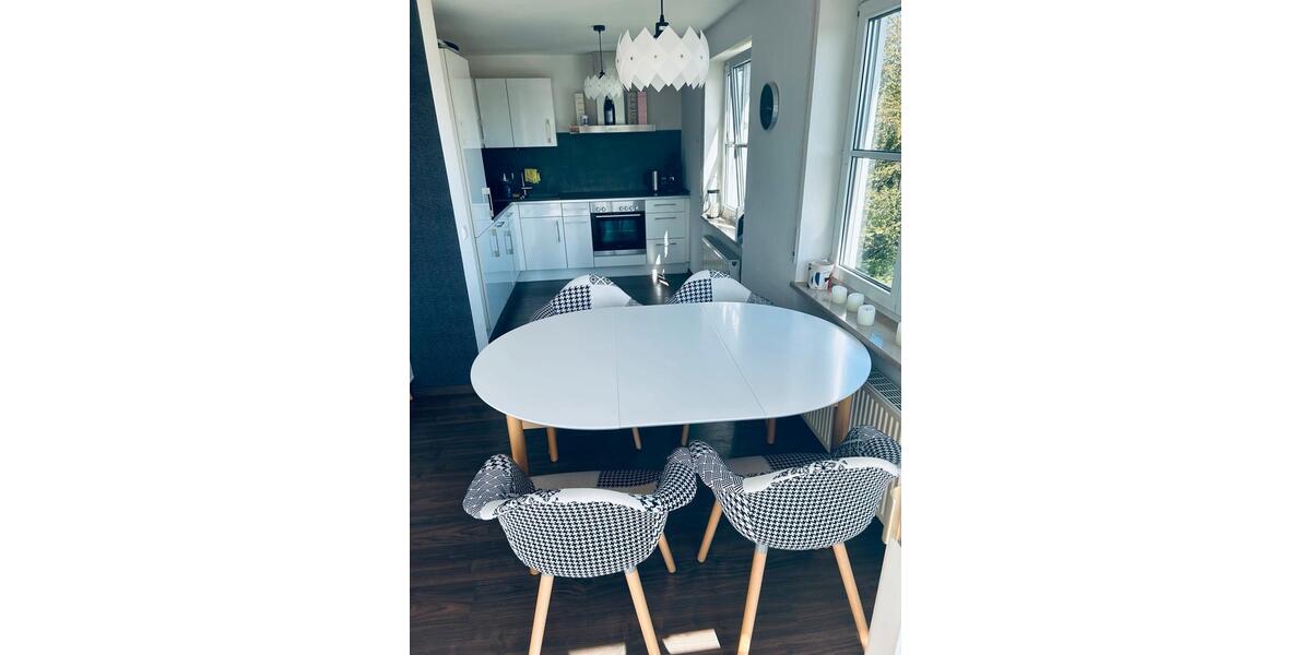Dachgeschoßwohnung Salem - 2.5 Zimmer, 59 m&sup2;, 1.175&euro; | Angebot:26399191