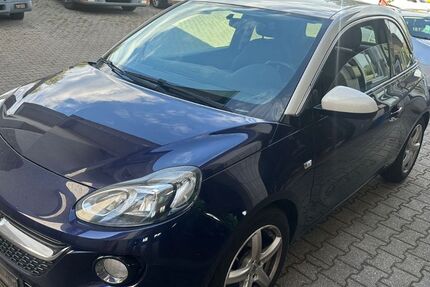 Opel Adam 136.000 km 4.200 &euro; Salzweg 94121