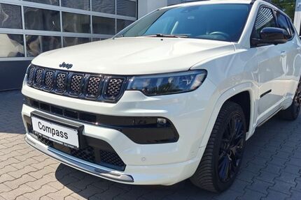 Jeep Compass 16.000 km 28.950 &euro; Bad Arolsen 34454