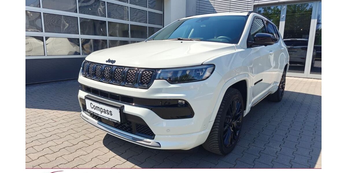 Jeep Compass 16.000 km 29.450 &euro; Bad Arolsen 34454