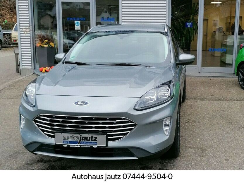 Ford Kuga 66.000 km 21.990 € Alpirsbach 72275