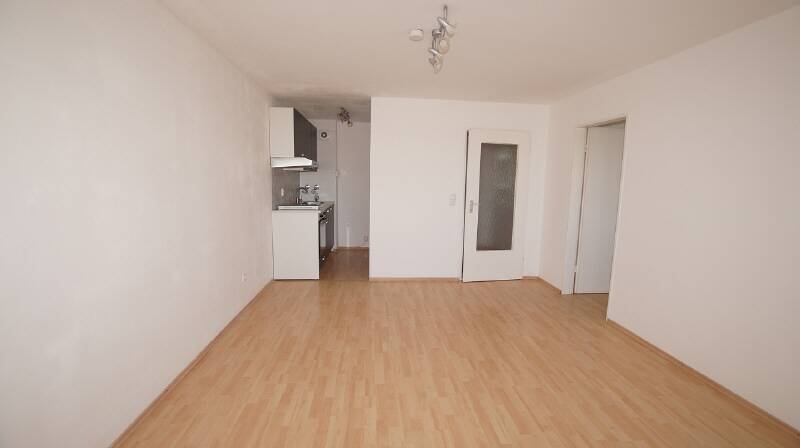 Etagenwohnung Straubing - 1 Zimmer, 42 m&sup2;, 390&euro; | Angebot:26439370
