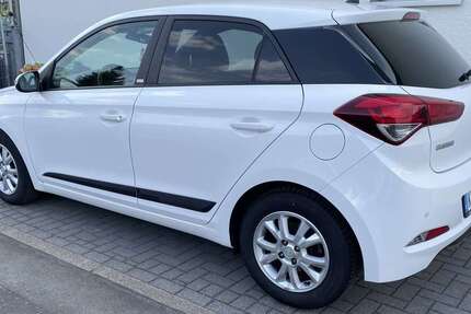 Hyundai i20 96.400 km 8.800 &euro; Espenau 34314