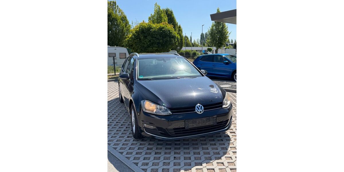 VW Golf 139.000 km 9.990 &euro; Regensburg 93055