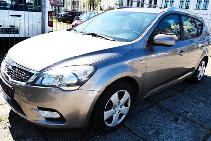 Kia ceed / Ceed 153.000 km 3.440 &euro; Dresden 01237