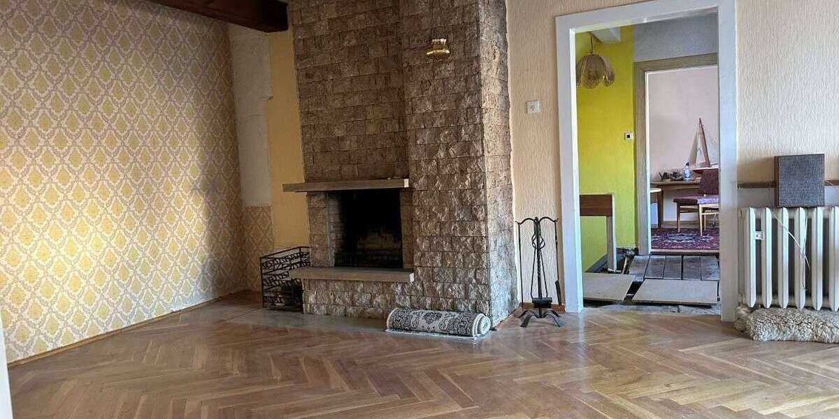 Geräumiges 1-2 Fam-Haus zum wohnen und ausbauen - Einfamilienhaus Hammerstedt | Angebot:27284543