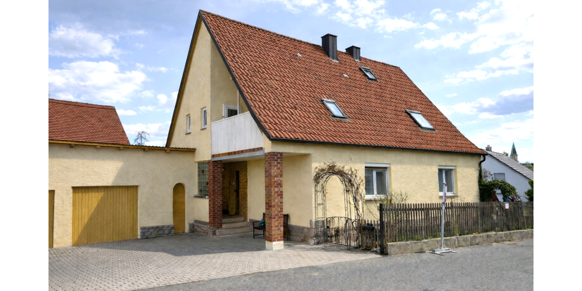 Einfamilienhaus Nabburg - 6 Zimmer, 145 m&sup2;, 199.000&euro; | Angebot:26461071
